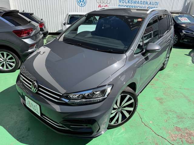 VOLKSWAGEN GOLF TOURAN