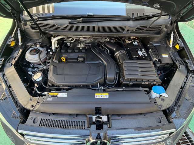 VOLKSWAGEN GOLF TOURAN
