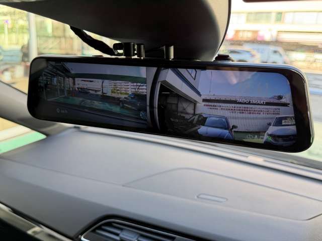 VOLKSWAGEN GOLF TOURAN