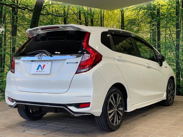 FIT HYBRID