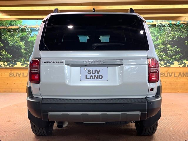 LANDCRUISER 250