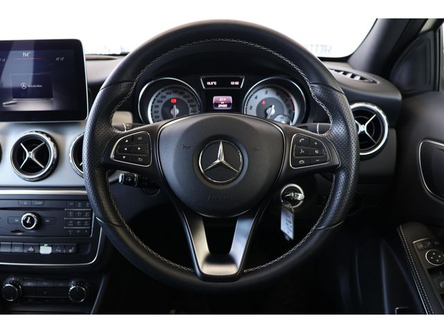 MERCEDES BENZ GLA class