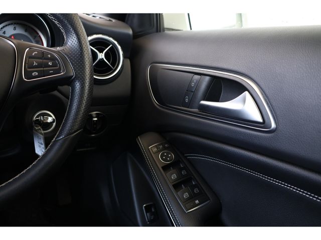 MERCEDES BENZ GLA class