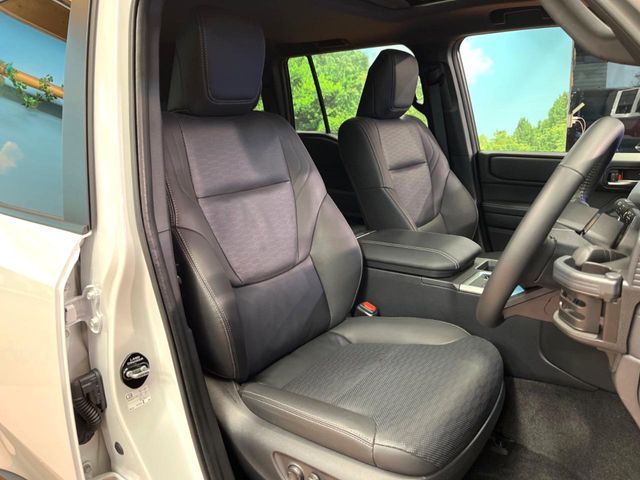 LANDCRUISER 250
