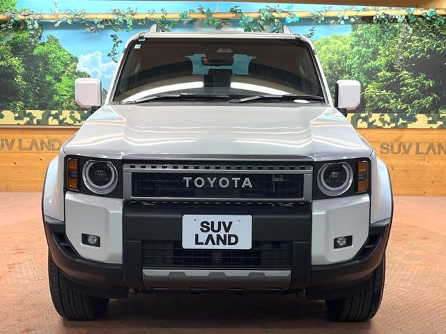 LANDCRUISER 250