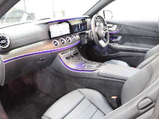 MERCEDES BENZ E class coupe