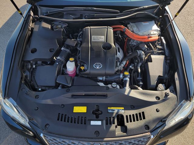 CROWN sedan hybrid