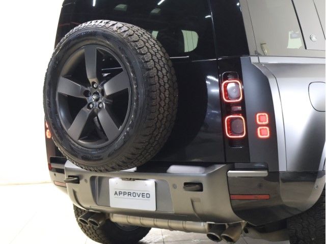 ROVER DEFENDER