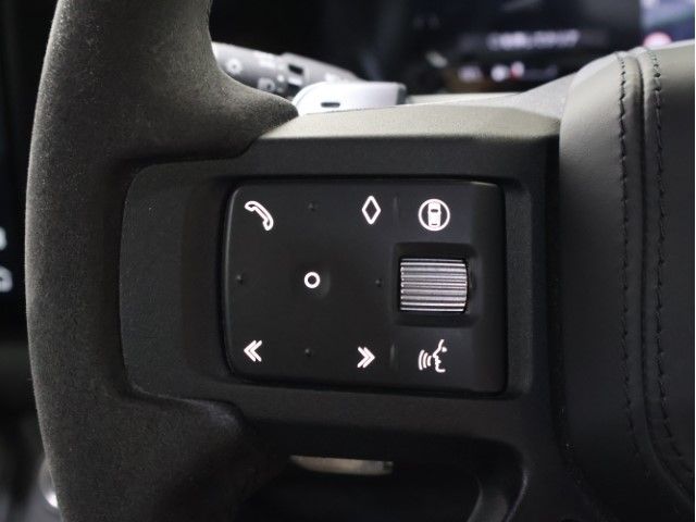 ROVER DEFENDER