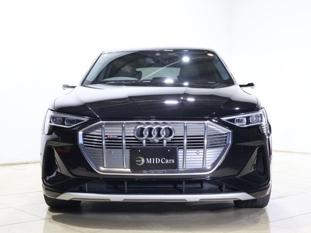 AUDI e-tron SPORTBACK