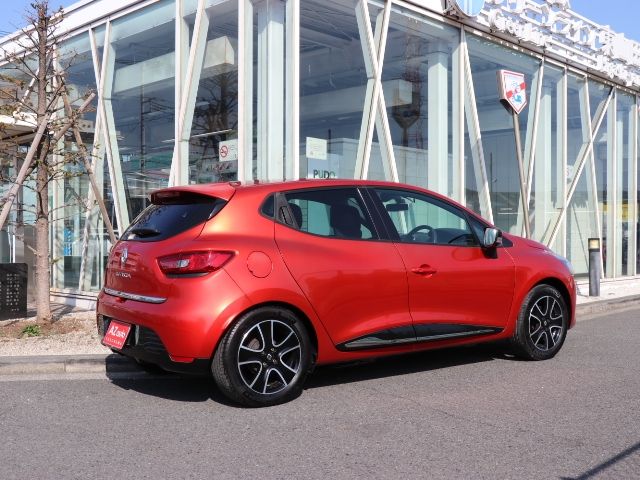 RENAULT LUTECIA