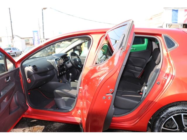 RENAULT LUTECIA