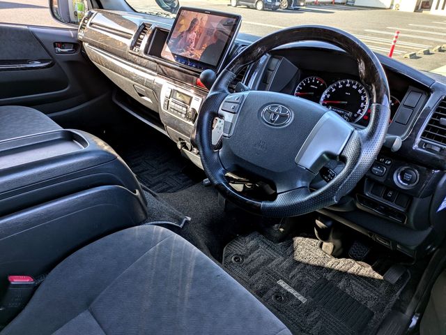 HIACE wagon