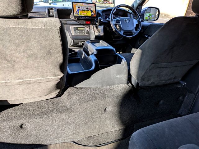 HIACE wagon