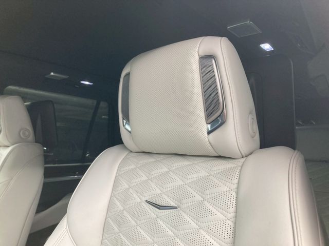 CADILLAC ESCALADE