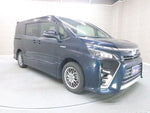 VOXY HYBRID