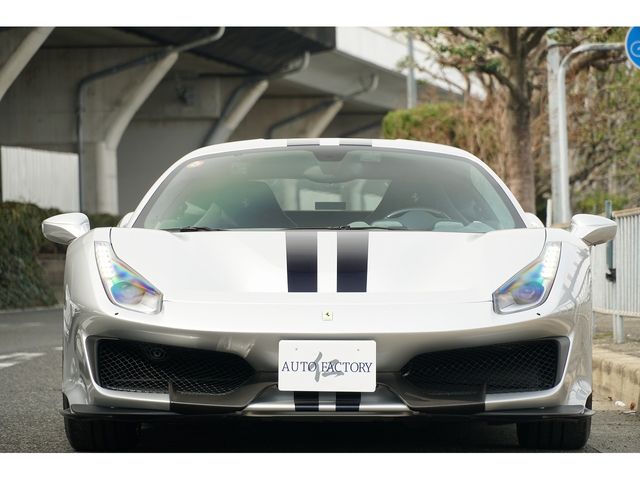 FERRARI 488 Pista