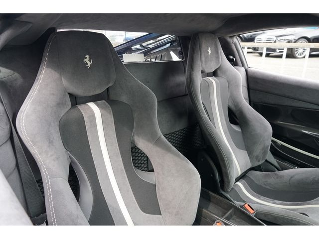 FERRARI 488 Pista