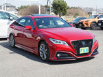 CROWN sedan hybrid