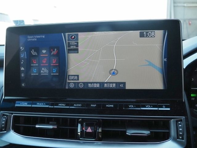 CROWN sedan hybrid