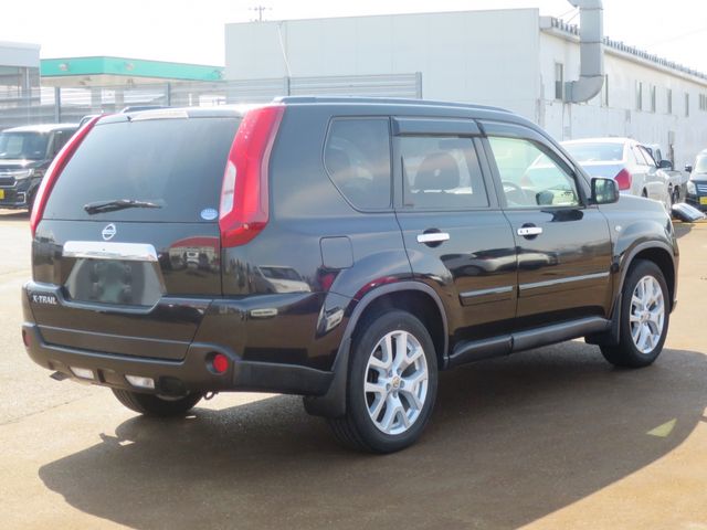 X-TRAIL 4WD