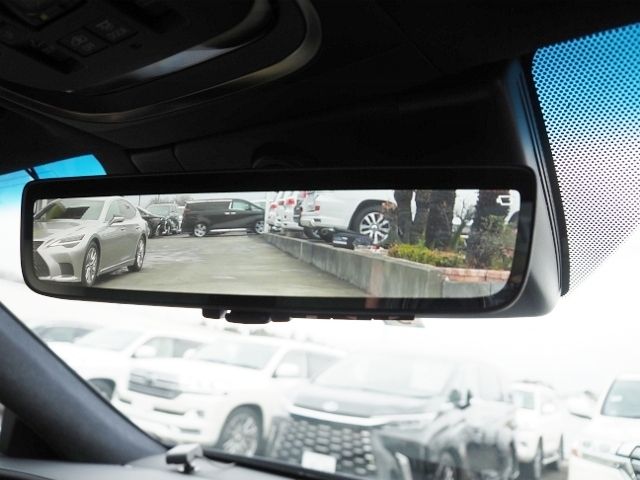 LEXUS LS500 4WD