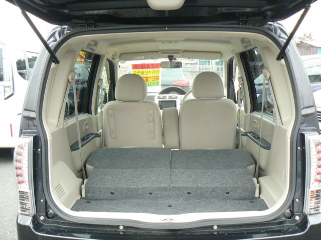 eK WAGON