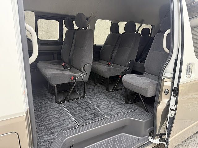 HIACE wagon