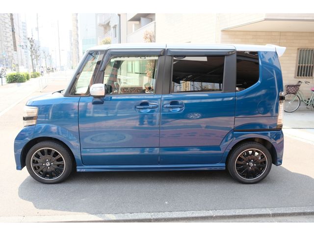 N BOX CUSTOM