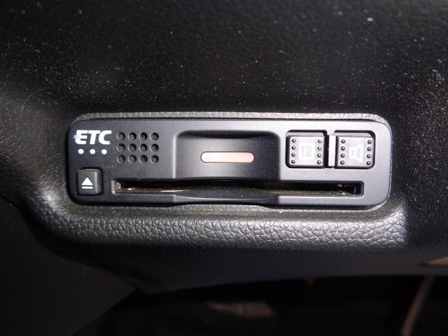 FIT HYBRID 4WD