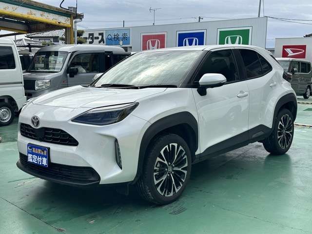 YARIS CROSS