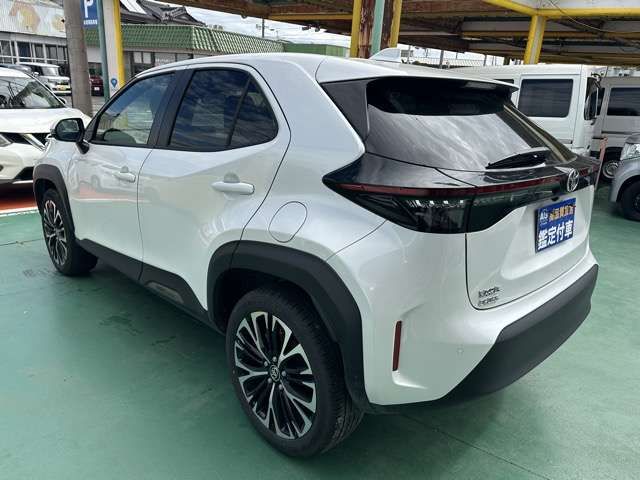 YARIS CROSS