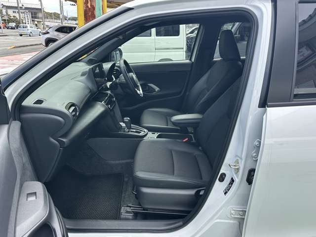 YARIS CROSS
