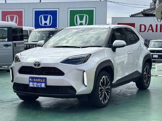 YARIS CROSS