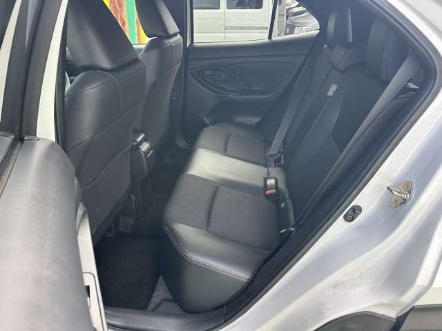 YARIS CROSS
