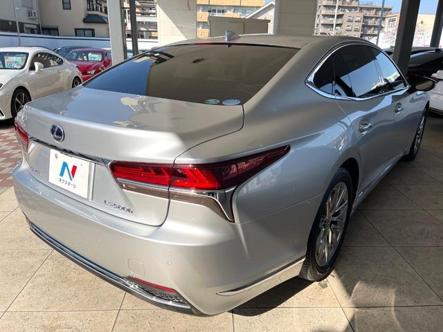 LEXUS LS500h