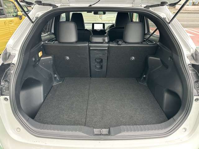 YARIS CROSS