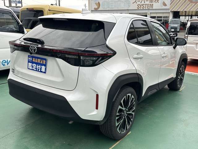 YARIS CROSS