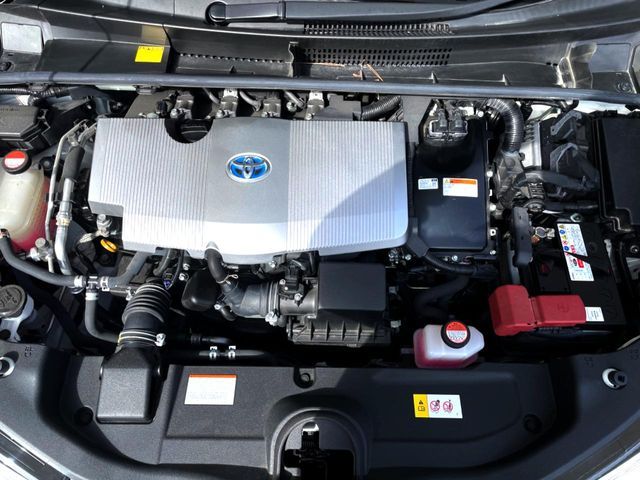 PRIUS 4WD