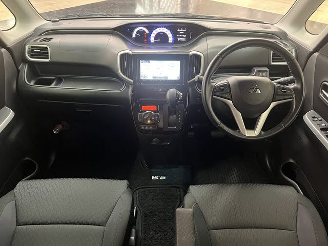 DELICA D:2 CUSTOM 2WD