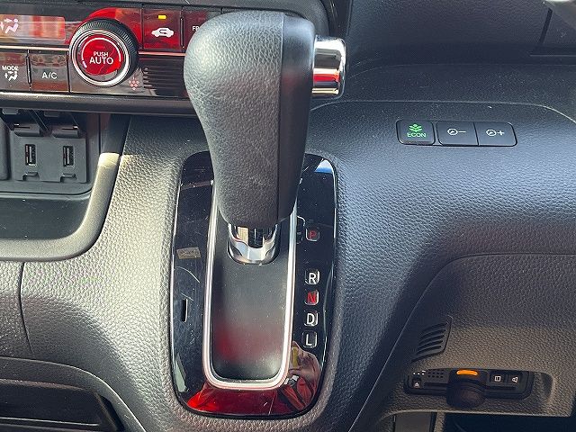 N-BOX CUSTOM