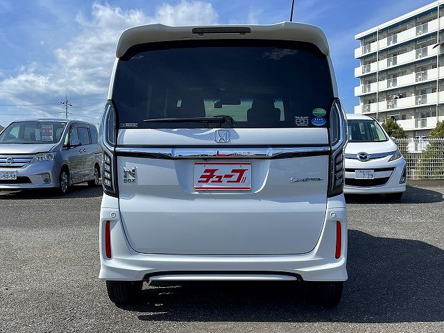 N-BOX CUSTOM