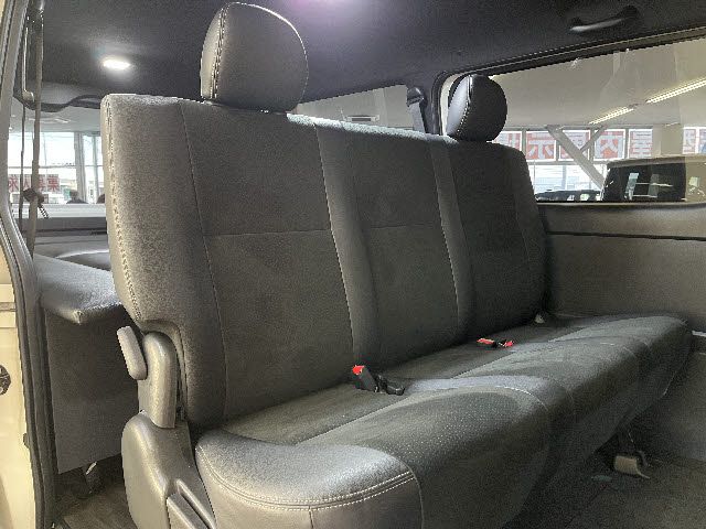 HIACE van 2WD
