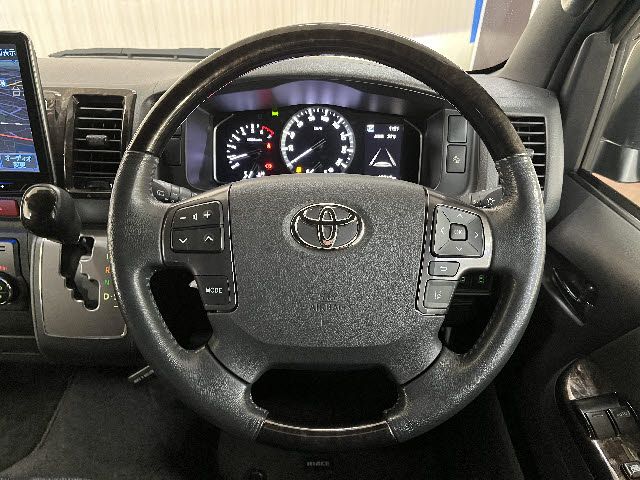 HIACE van 2WD