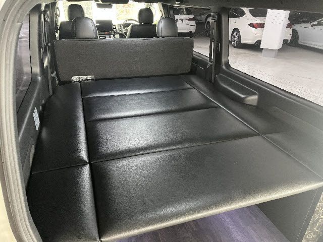 HIACE van 2WD