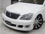 CROWN sedan