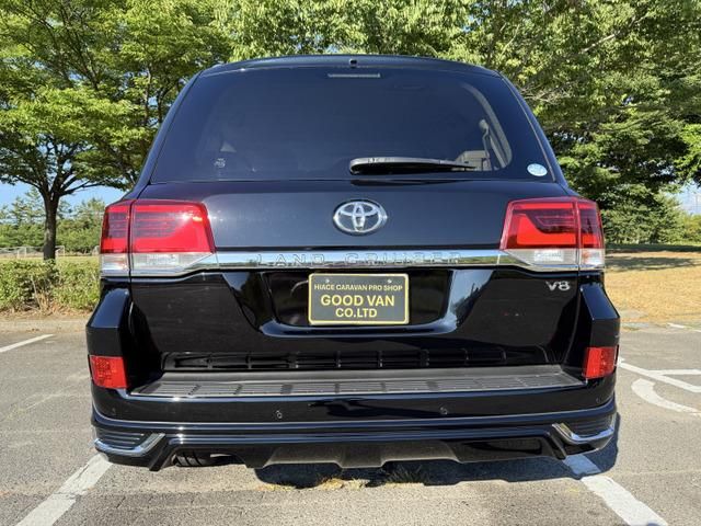 LANDCRUISER wagon