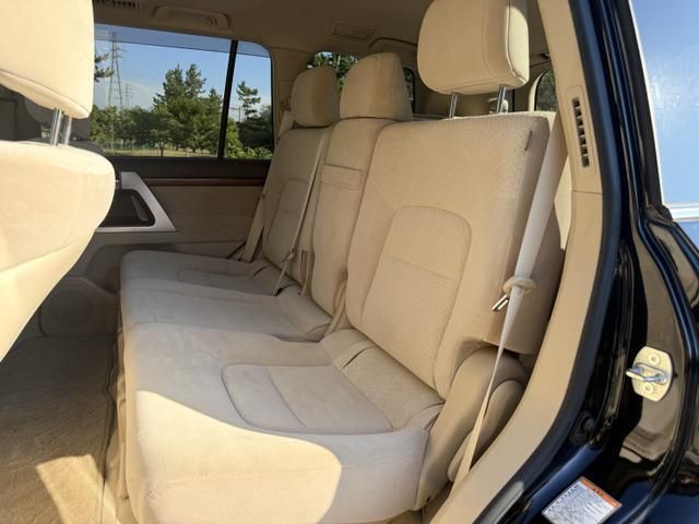 LANDCRUISER wagon
