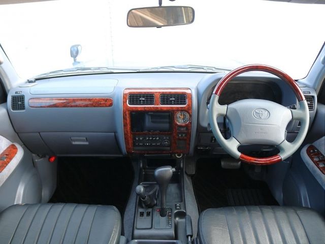 LANDCRUISER PRADO
