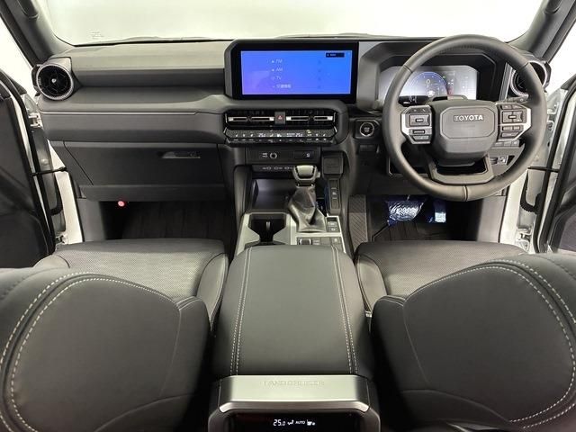 LANDCRUISER 250